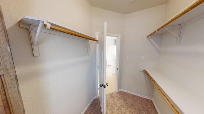 Building Photo - 309 Prospector Trl
