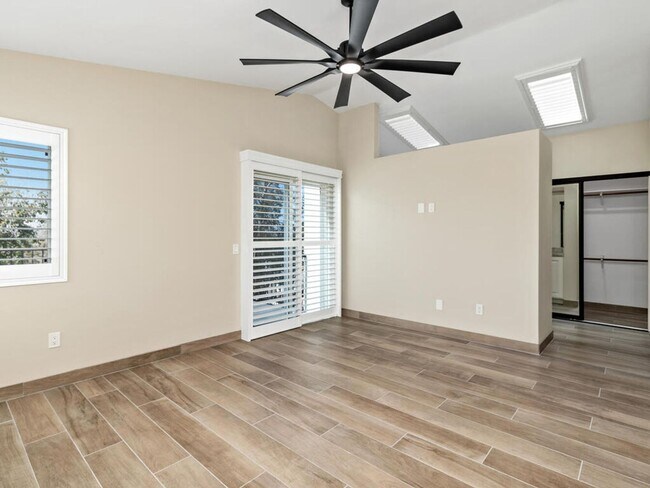 Building Photo - Stunning Fully Remodeled Home in Rancho De...