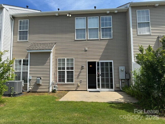 Building Photo - 9007 Bishop Crest Ln