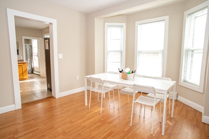 Building Photo - 73 Green Hill Pkwy