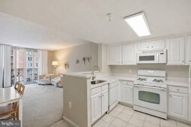 Building Photo - 11710 Old Georgetown Rd