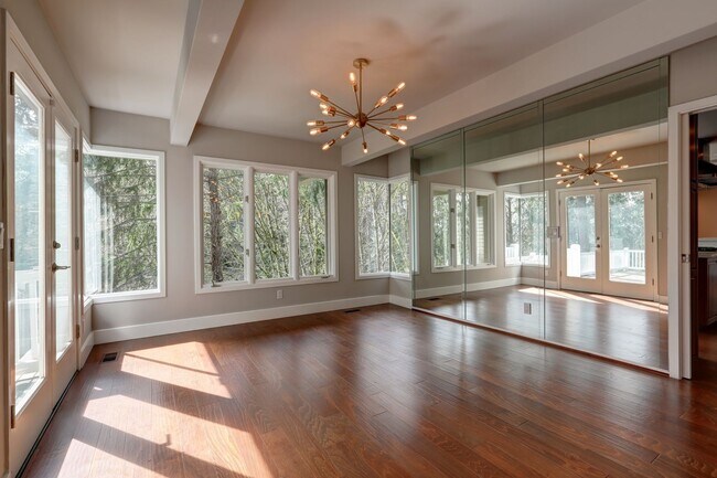 Building Photo - Where Architecture Meets Nature – Private Mercer Island Gem