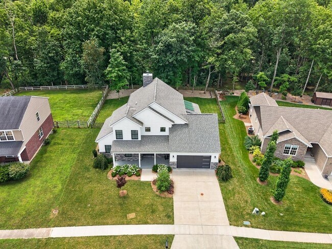 Building Photo - 6582 Rosewood Ln