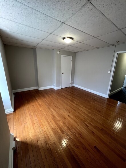 Building Photo - 4053 Sansom St