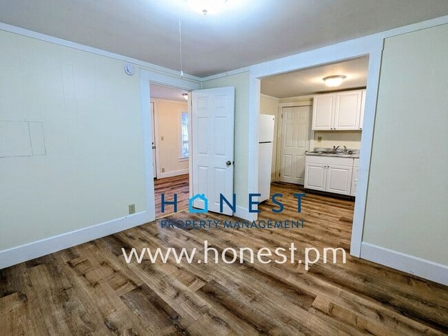 Building Photo - 36 Prospect St