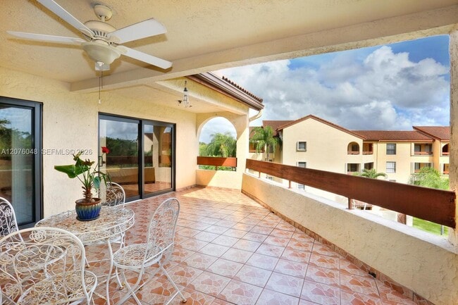 Building Photo - 9280 SW 123rd Ct