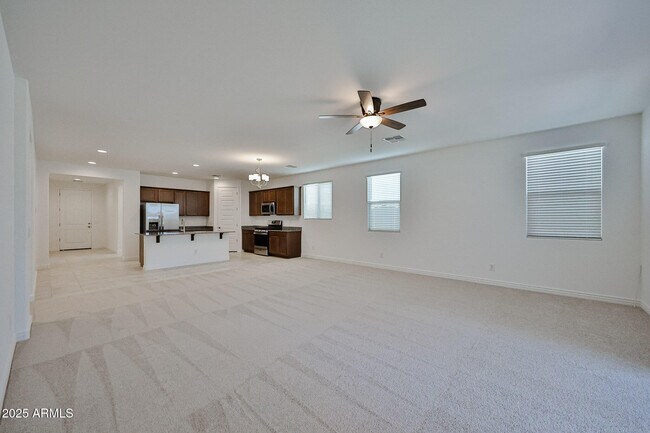 Building Photo - 8747 W Colter St