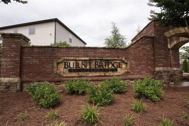 Building Photo - Discover this amazing 4-bedroom, 2.5-bath home in the sought-after gated community of Burnt Bridg...