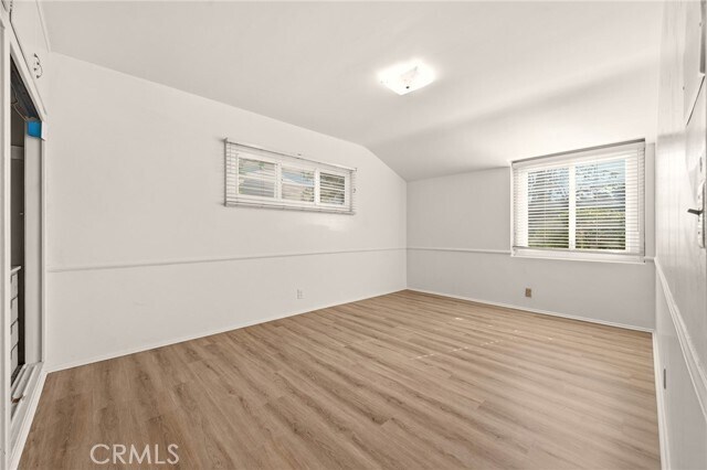 Building Photo - 1033 Encino Ave