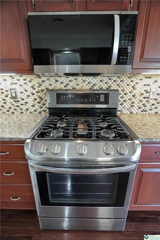 Building Photo - 202 McNair Cir