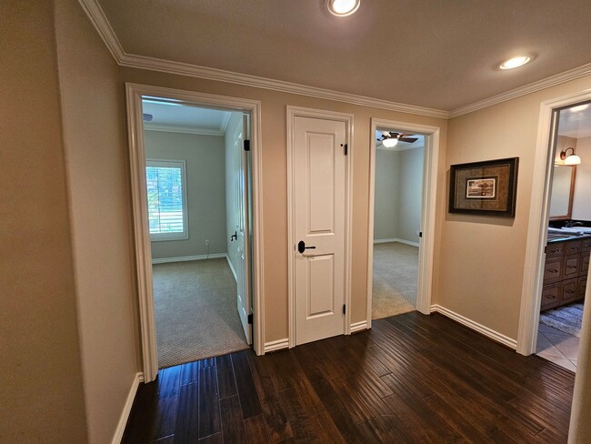 Building Photo - Exceptional Single-Story Home in Prime Upl...