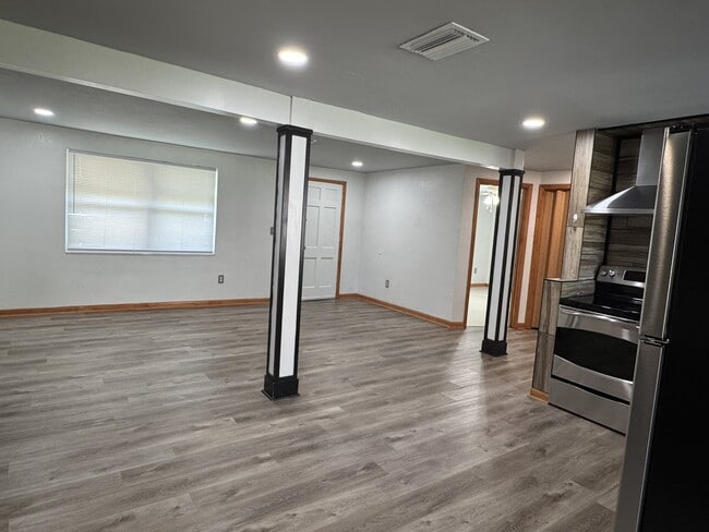 Building Photo - 3516 Sheryl Hill Dr
