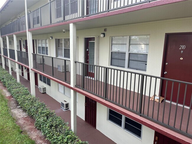 Building Photo - 150 SW 134th Way
