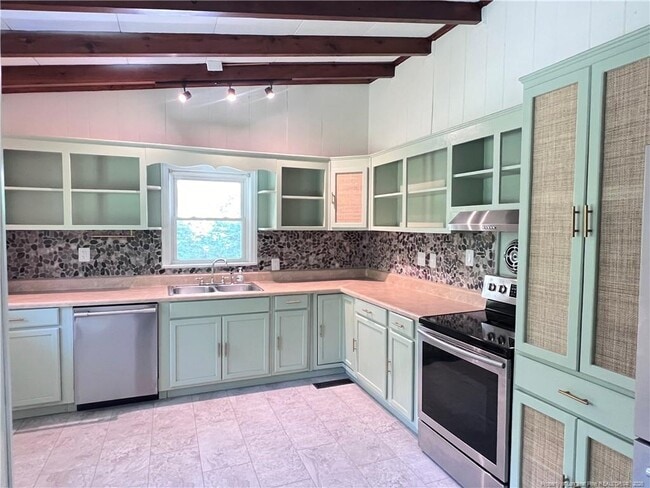 Building Photo - 420 Durant Dr