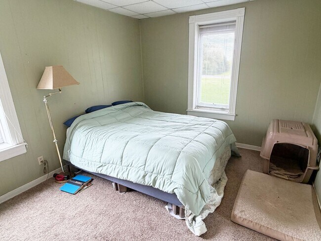 Building Photo - 5-Bedroom 2-Bath Updated Farmhouse on 10-acres with a Pond