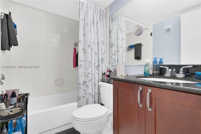 Building Photo - 770 Claughton Island Dr