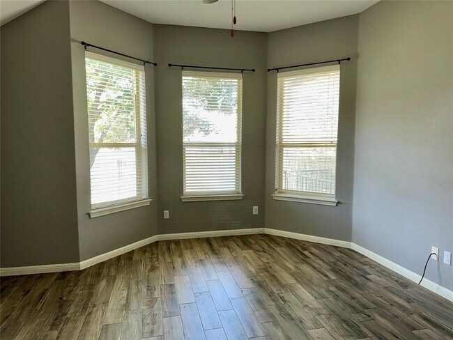 Building Photo - 2483 Santa Barbara Loop