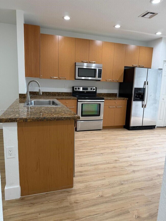 Building Photo - 3972 SW 149th Pl