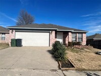Building Photo - 815 Wilmor Ct