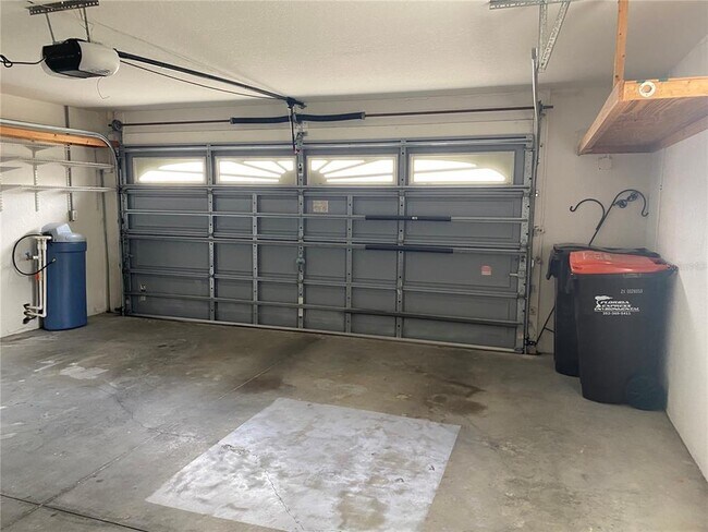 Building Photo - 11120 SW 73rd Terrace