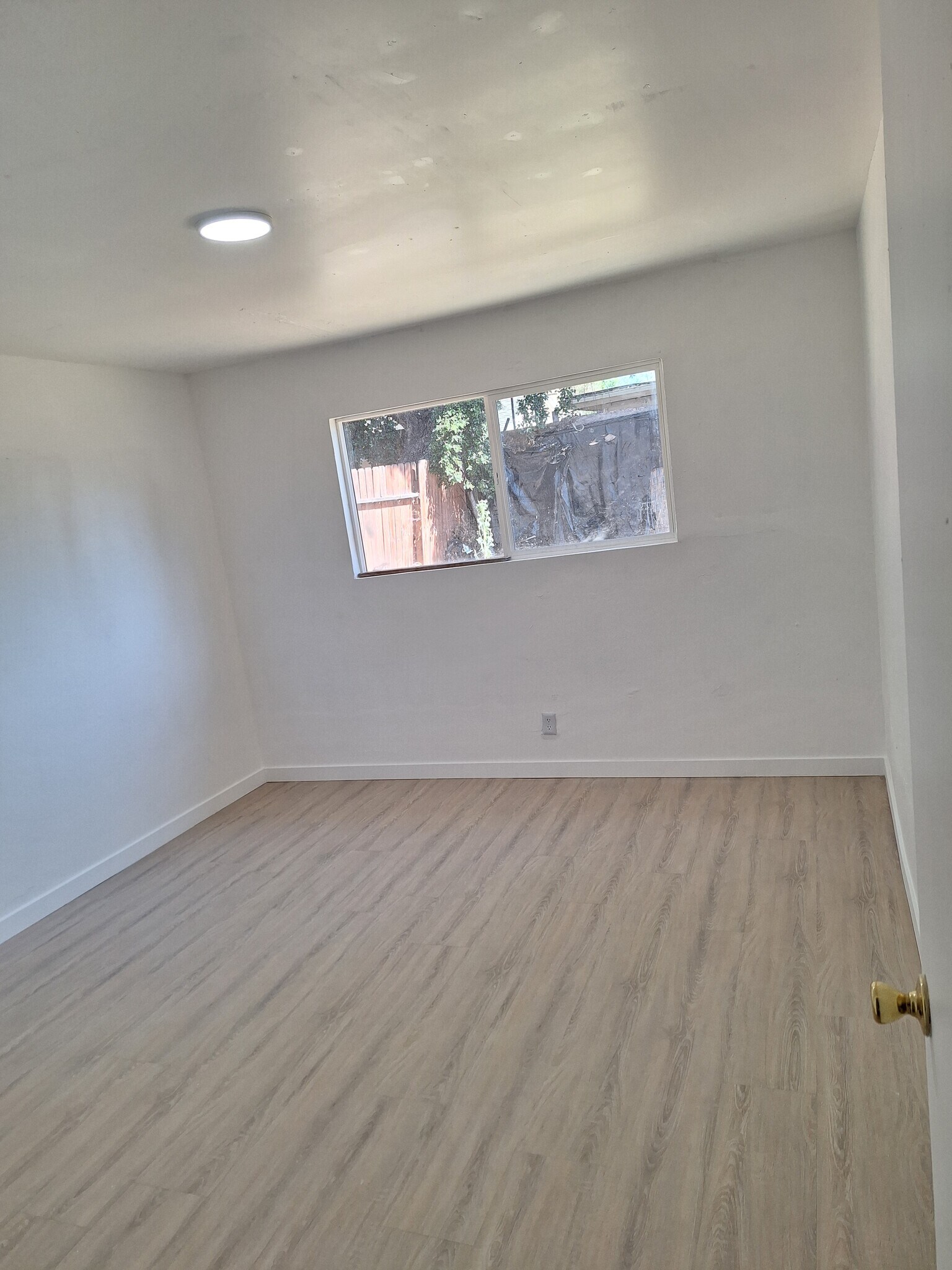 Building Photo - 110 Ponce De Leon Ave