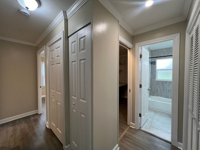 Building Photo - 206 Raupp Blvd