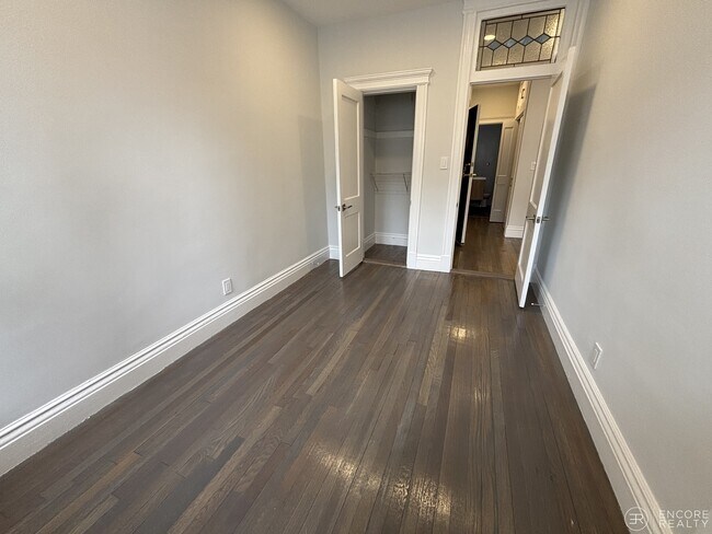 Building Photo - 120 Peterborough St