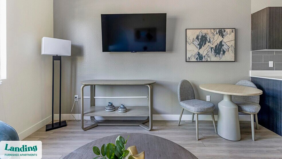 Building Photo - 10000 W Missouri Ave