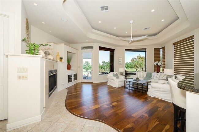 Building Photo - 4776 Stonebriar Cir