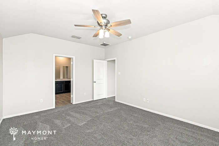 Building Photo - 9765 Walnut Cove Dr