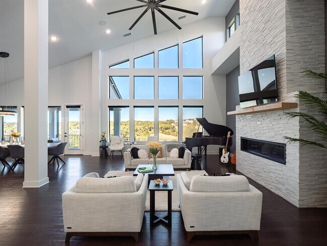 Building Photo - 14900 Copper Ridge Ln