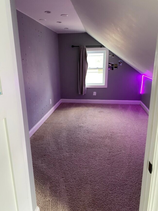 Bedroom 5 3rd floor - 2432 E County Line Rd