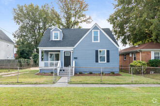 Building Photo - 121 Glendale Ave