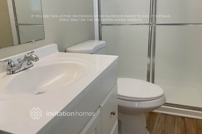 Building Photo - 4669 S Landing Dr