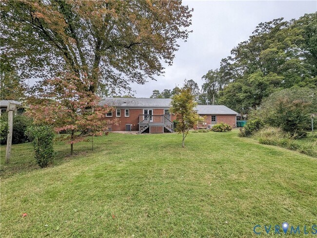 Building Photo - 8401 Bronwood Rd