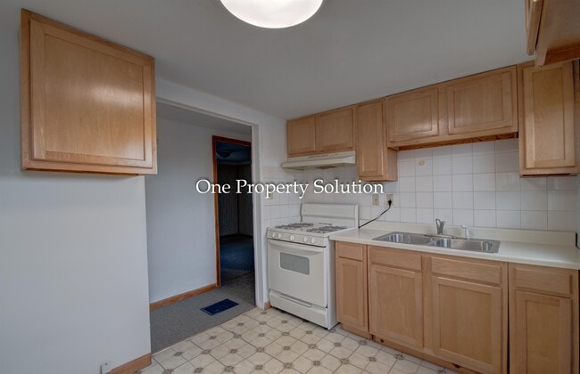 Building Photo - 2956 W 19th Pl