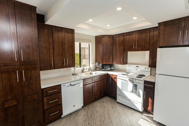 Building Photo - 41542 Jupiter Hills Ct