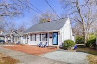 Building Photo - Charming, Furnished 1-Bedroom Home in Trin...