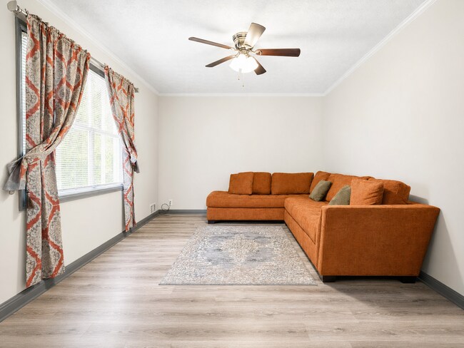 Building Photo - 2052 Brook Valley Ct