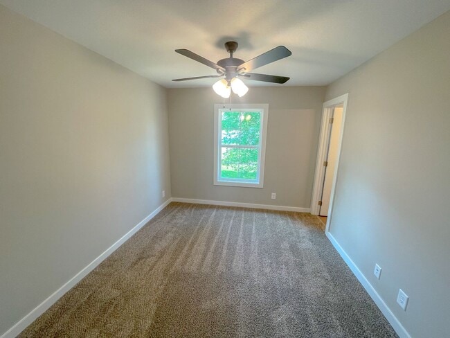 Building Photo - Brand New Home