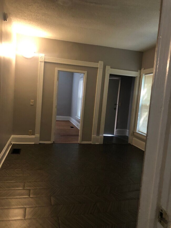 Building Photo - 309/311 West 28th Street