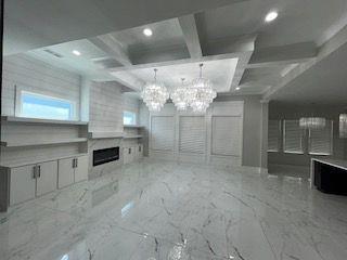 Building Photo - 960 Nours Cir SE