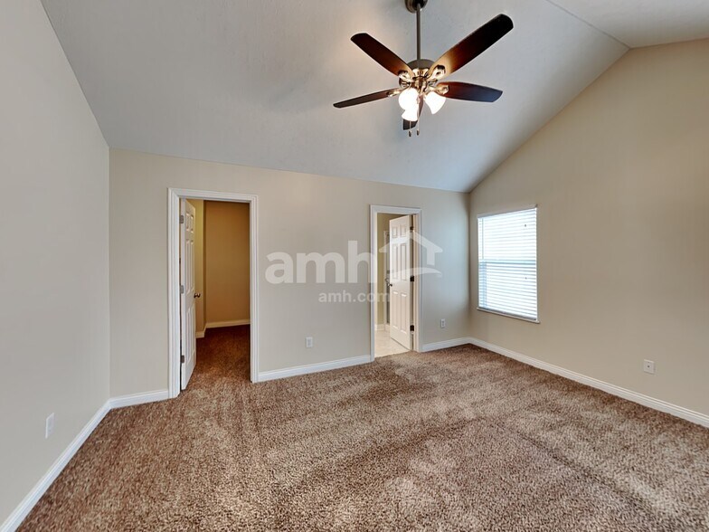 Building Photo - 7181 Normanton Dr