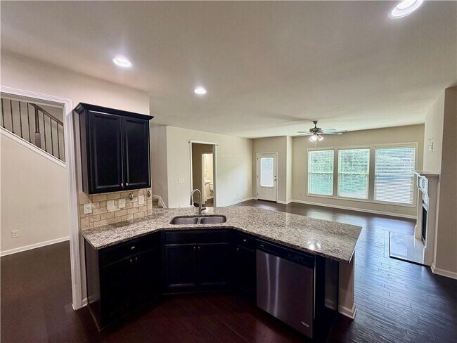 Building Photo - 4615 Woodbine Way