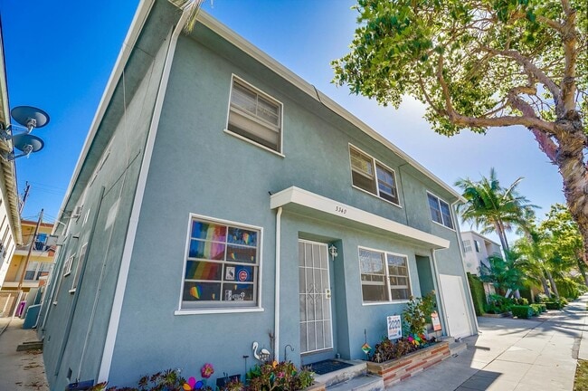 Building Photo - Beautiful Belmont Heights Studio for Rent!