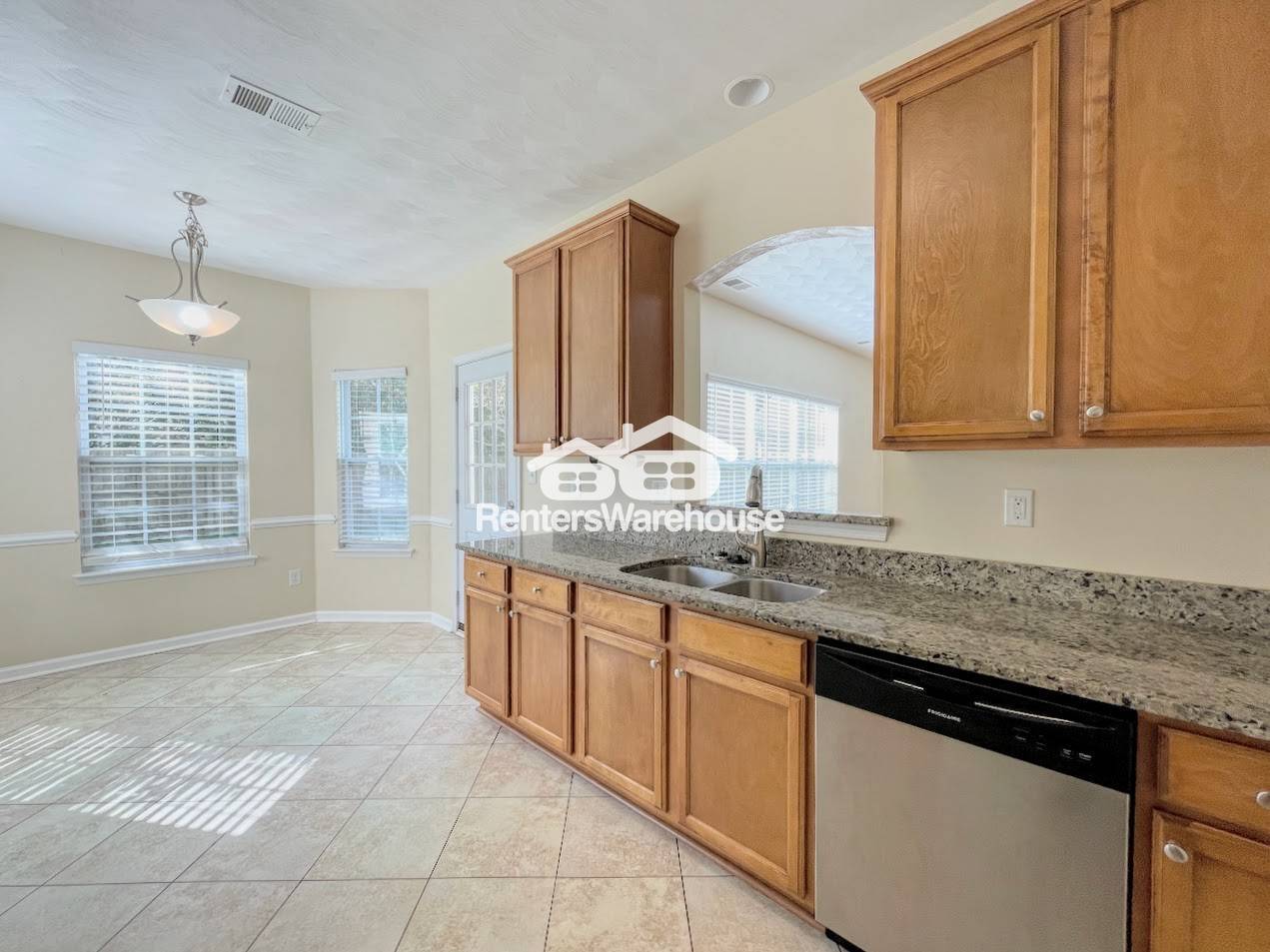 Building Photo - 2536 Golden Maple Dr