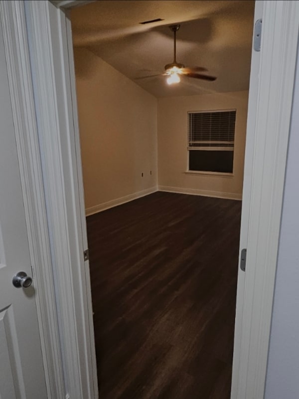 Building Photo - 1131 Camaree Pl