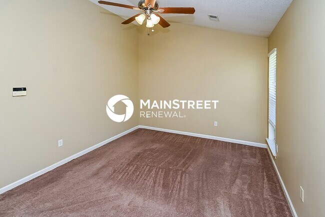 Building Photo - 3 Bedroom Pet-Friendly Home in Southaven, MS with Main Street Renewal