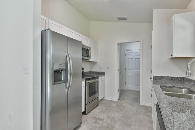 Building Photo - 6136 NW 47 Pl