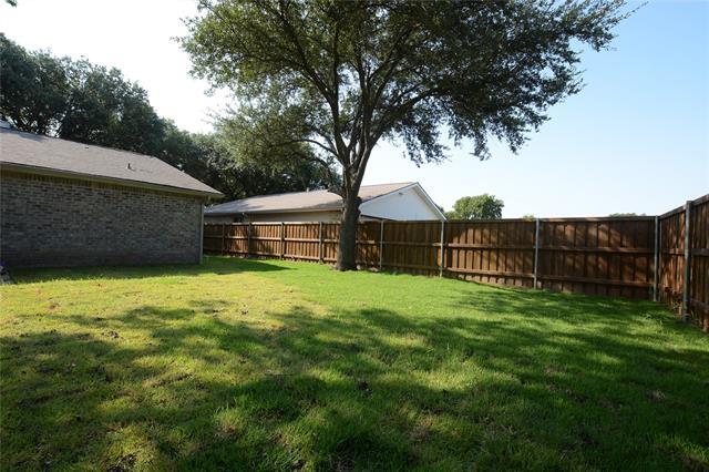 Building Photo - 3721 McKinley Dr